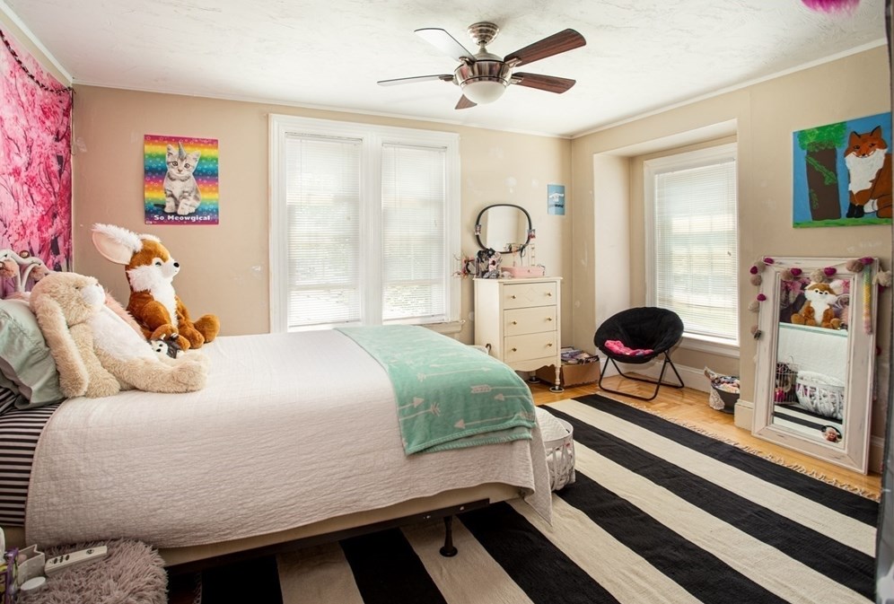 9 Warren Ave, Seekonk MA 02771-3814 exterior