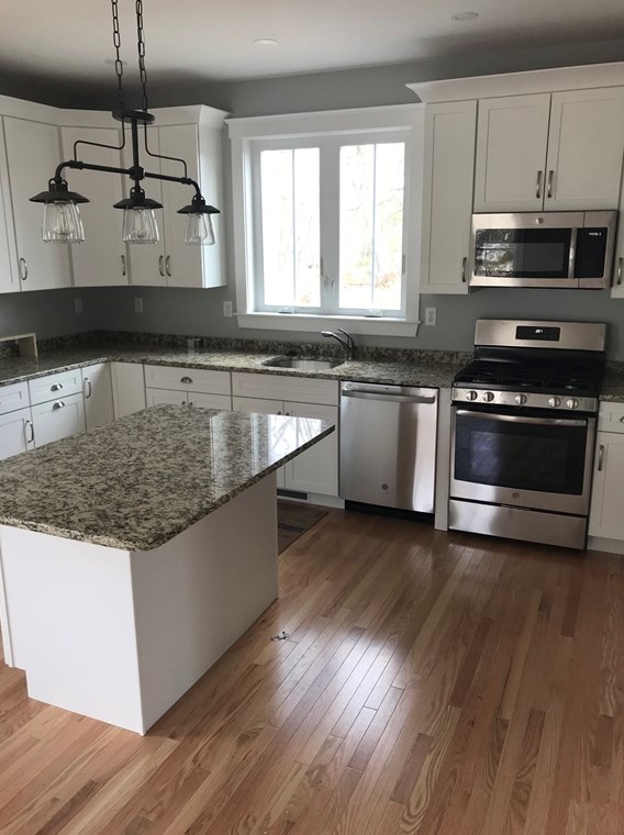 261 Pleasant St, Weymouth, MA 02190 exterior