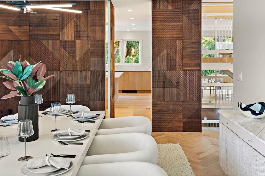 115 Mandalay Rd, Newton MA 02459-1336 exterior