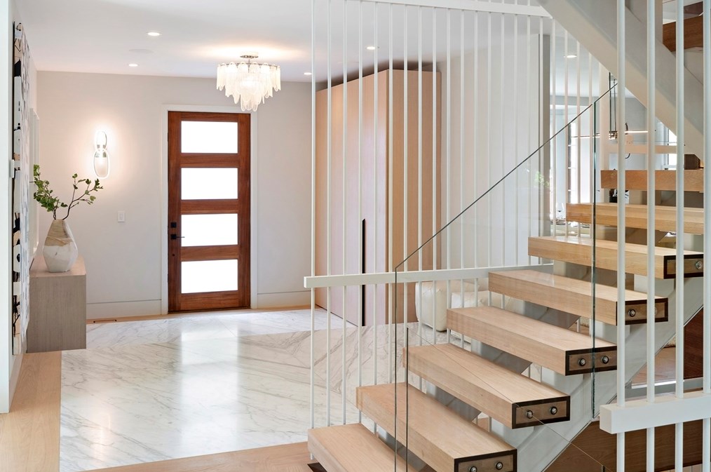 115 Mandalay Rd, Newton MA 02459-1336 exterior