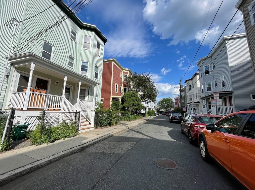 15 Speridakis Ter, Cambridge MA  02139-4017 exterior