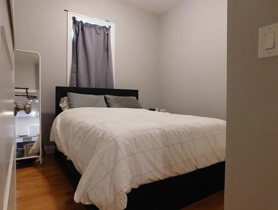 8 Bard Ave, Boston MA  exterior