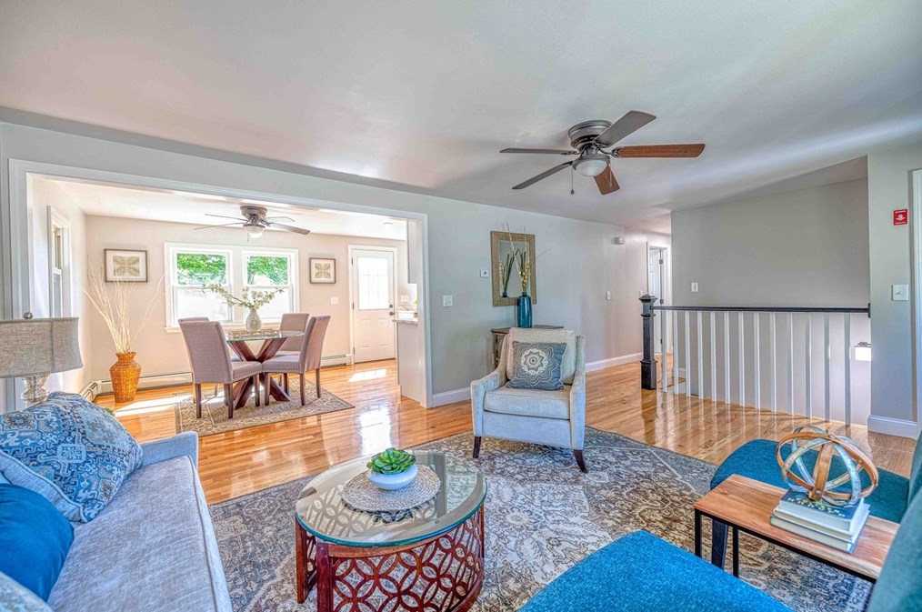 397 High St, Whitman, MA 02382 exterior