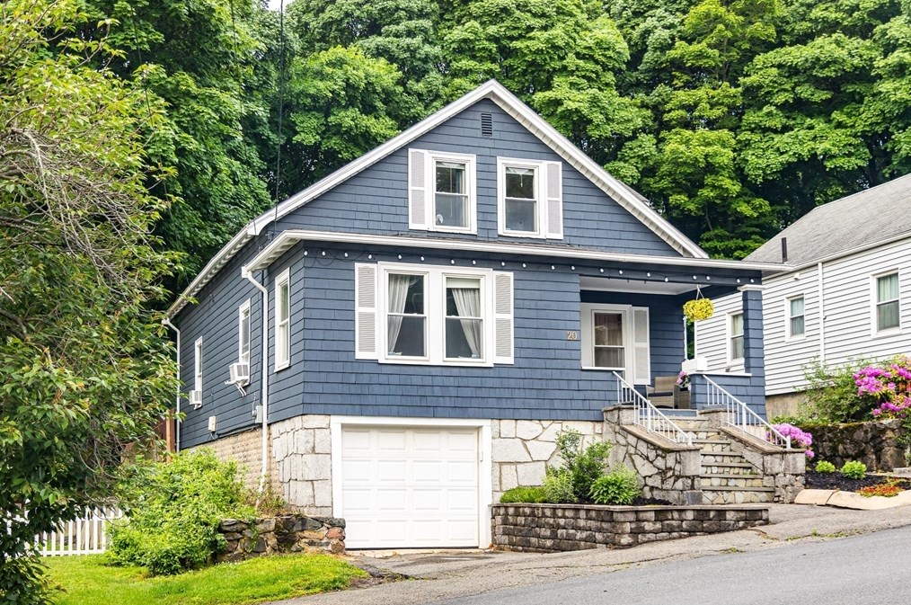 20 Eastman Ave, Swampscott, MA 01907 exterior