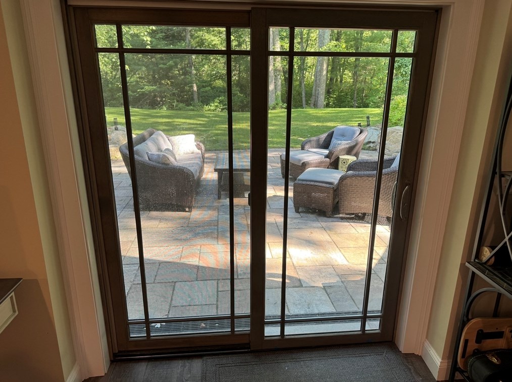 4 Longobardi Dr, Franklin MA exterior