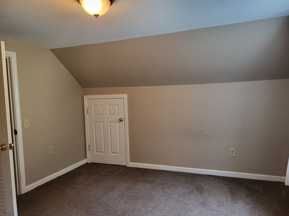 54 Colby Ave, Worcester MA 01605-2207 exterior