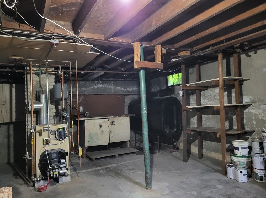 54 Colby Ave, Worcester MA 01605-2207 exterior