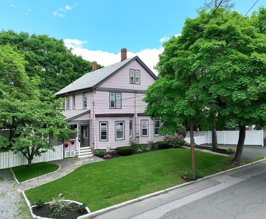 3 Cooper St, Wakefield MA  01880-4201 exterior