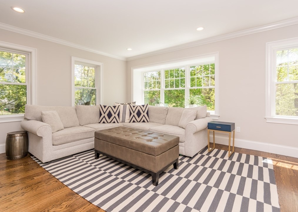 1548 Great Plain Ave, Needham MA  02492-1209 exterior