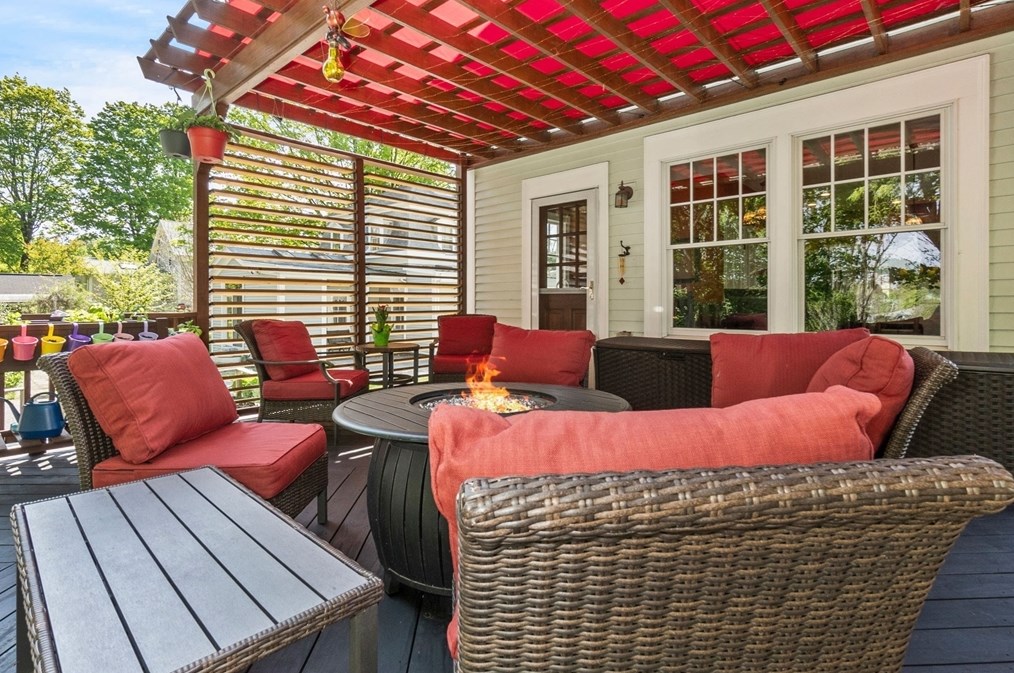 15 Braman St, Danvers MA 01923-1941 exterior