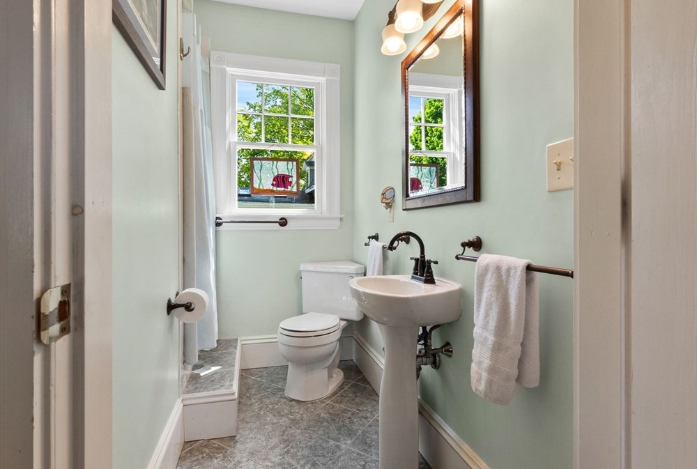 15 Braman St, Danvers MA 01923-1941 exterior