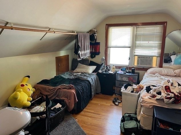 151 Bunker Hl Ave, Lowell MA 01850-1903 exterior