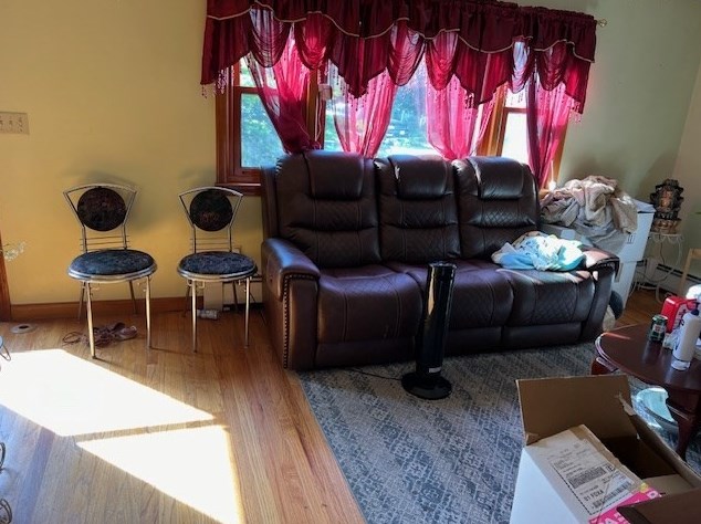 151 Bunker Hl Ave, Lowell MA 01850-1903 exterior