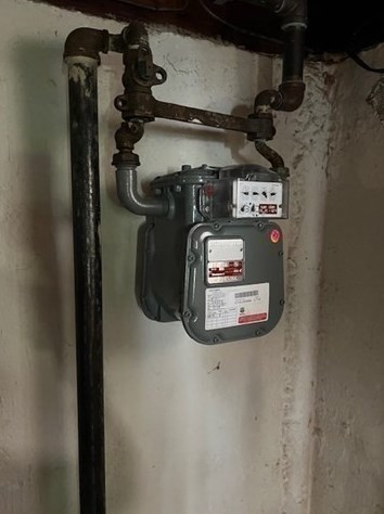 151 Bunker Hl Ave, Lowell MA 01850-1903 exterior