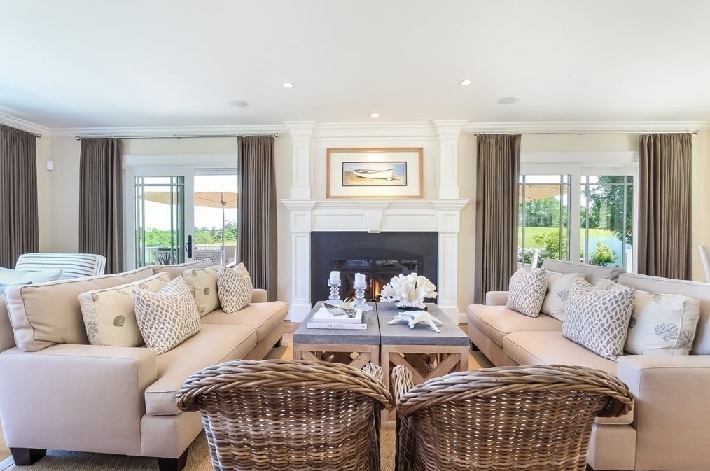 39 Seaview Ter, Chatham MA 02633-2334 exterior