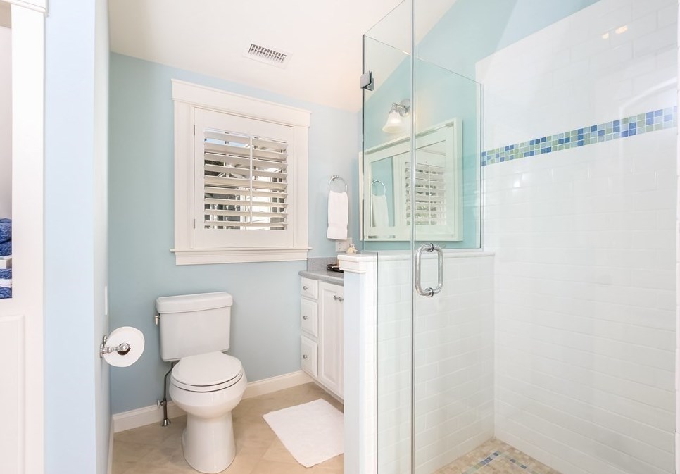 39 Seaview Ter, Chatham MA 02633-2334 exterior