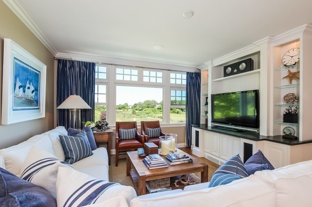 39 Seaview Ter, Chatham MA 02633-2334 exterior