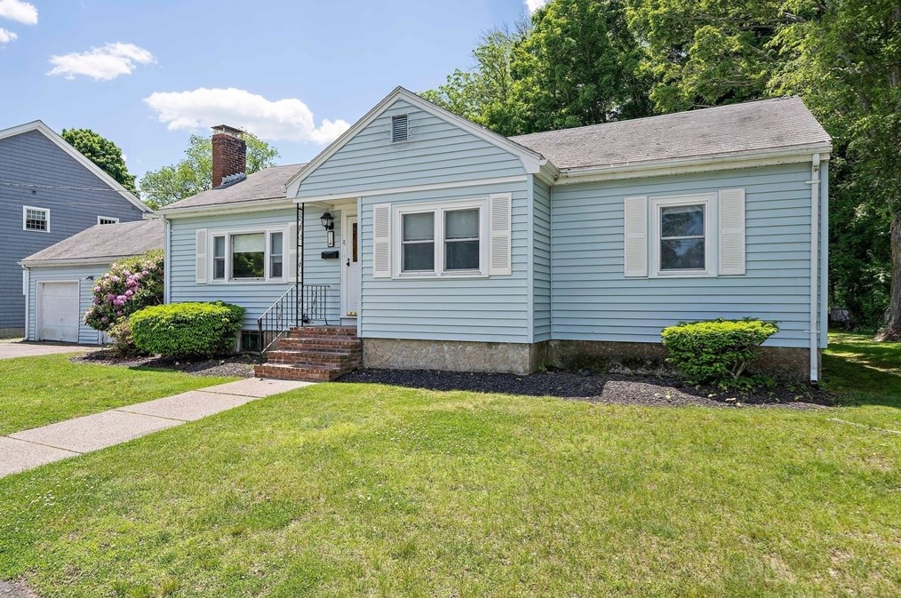 71 Silver Brook Rd, Milton, MA 02186