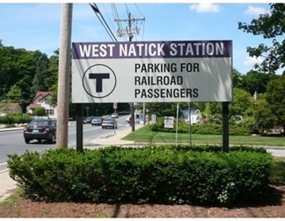 2 Post Oak Ln, Natick MA  01760-3841 exterior