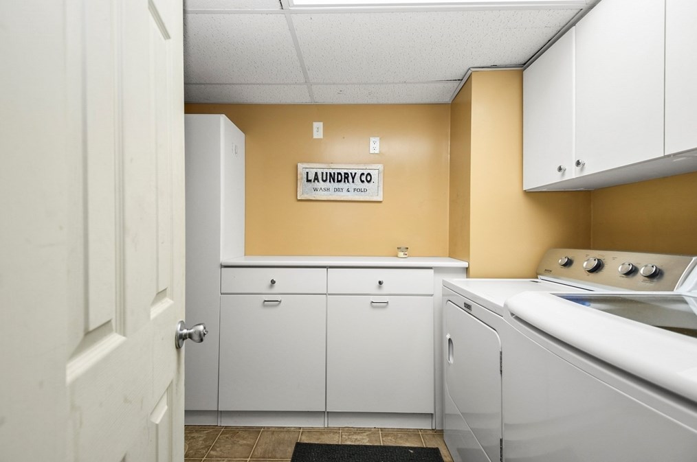 8 Meadowbrook Way, Norfolk MA 02056-1024 exterior