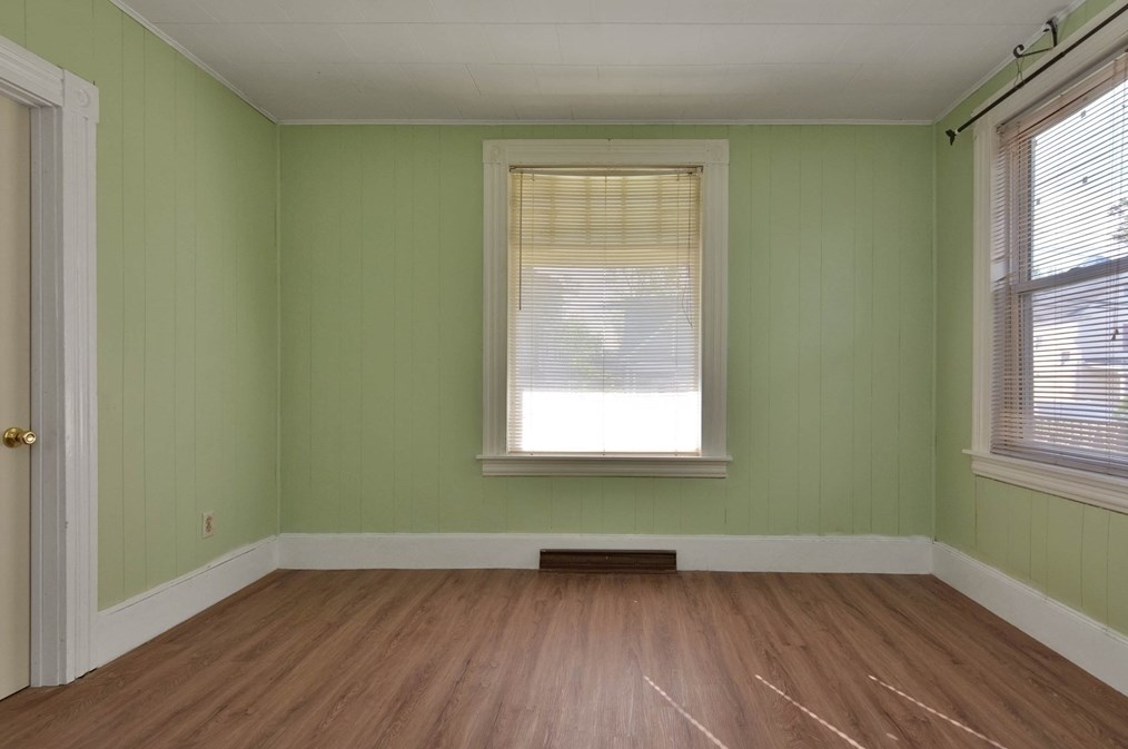 121 Newton St, Lawrence MA  01843-1326 exterior