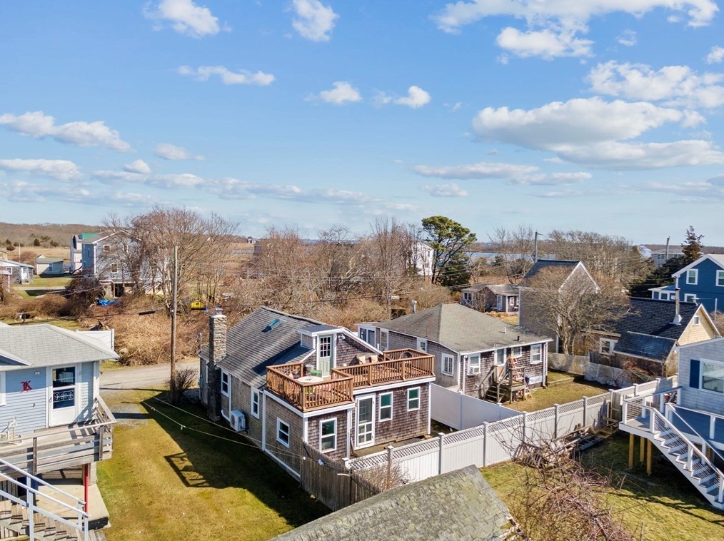 19 Channel St, Mattapoisett MA 02739-2145 exterior