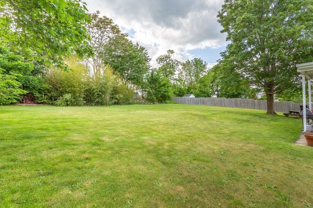 123 Huard St, Fall River MA 02721-3621 exterior