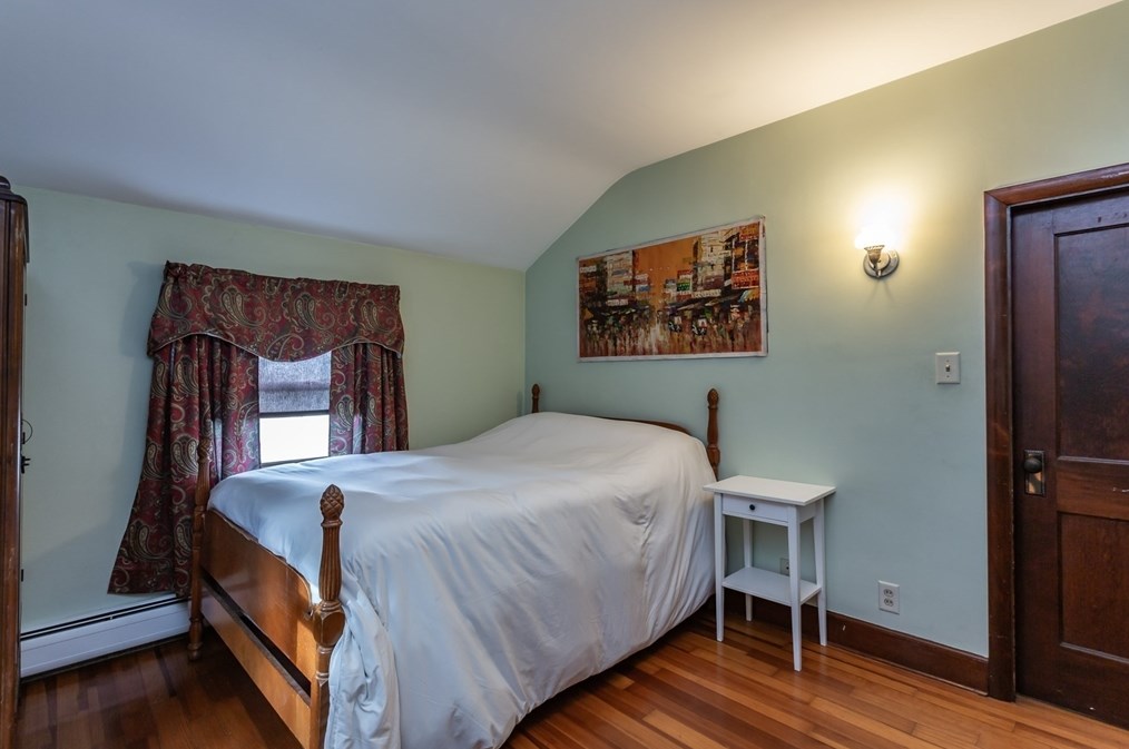 123 Huard St, Fall River MA 02721-3621 exterior