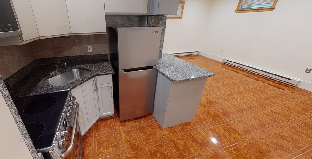 69 Babcock St #7, Brookline, MA 02446