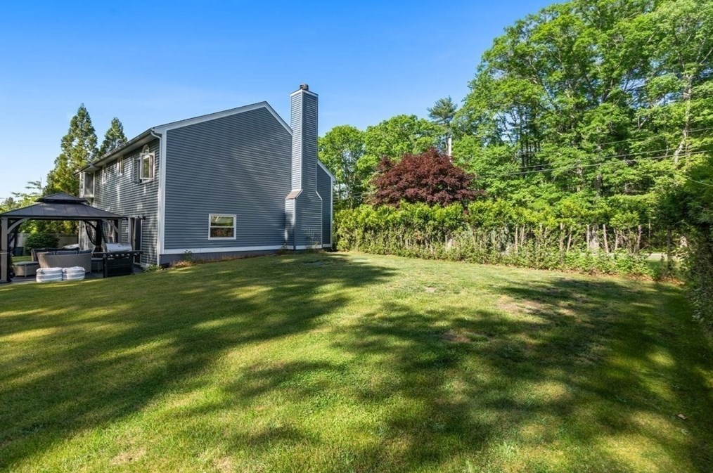 99 Keene Rd, New Bedford MA 02743-1306 exterior