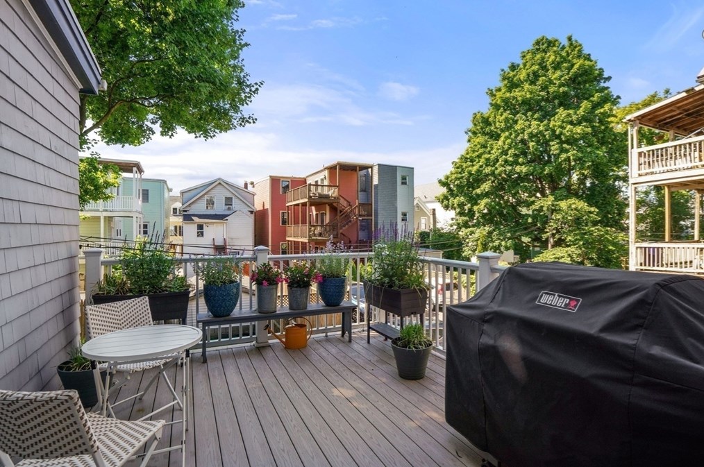 63 Monmouth St, Boston MA exterior