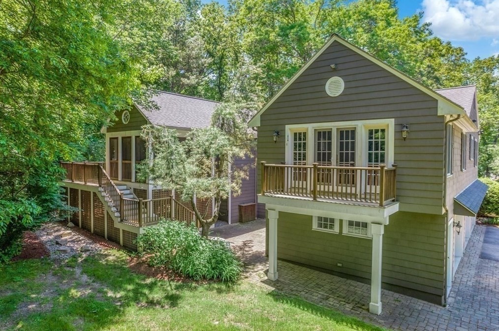 19 Yorkshire Rd, Dover, MA 02030