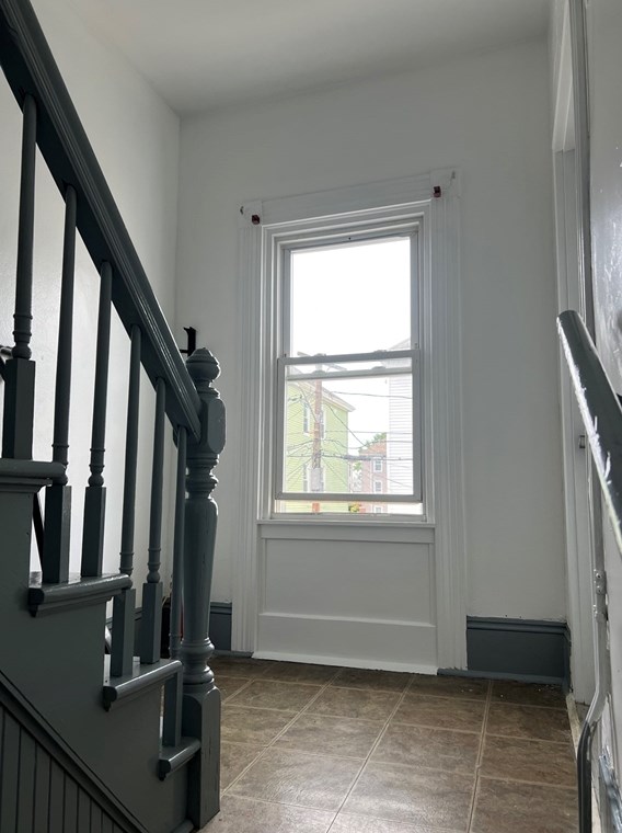 268 Tinkham St, New Bedford MA 02746-2326 exterior