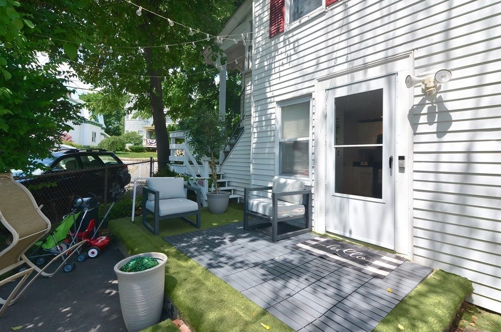 56 Pearl St, Milford, MA 01757