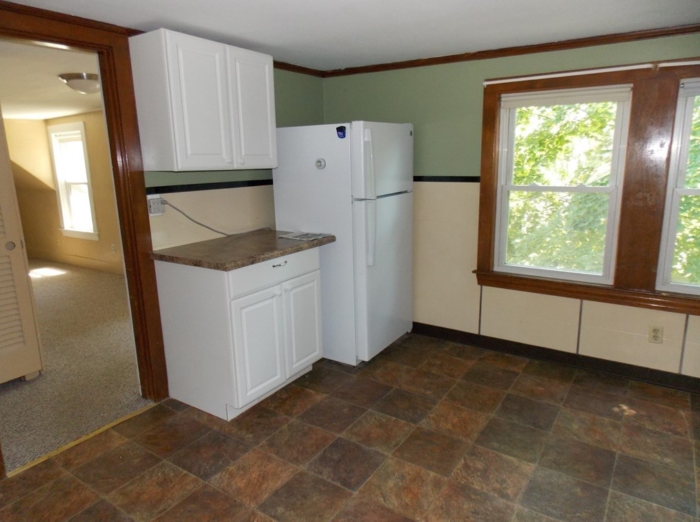 37 Fruit St, Milford MA 01757-3234 exterior