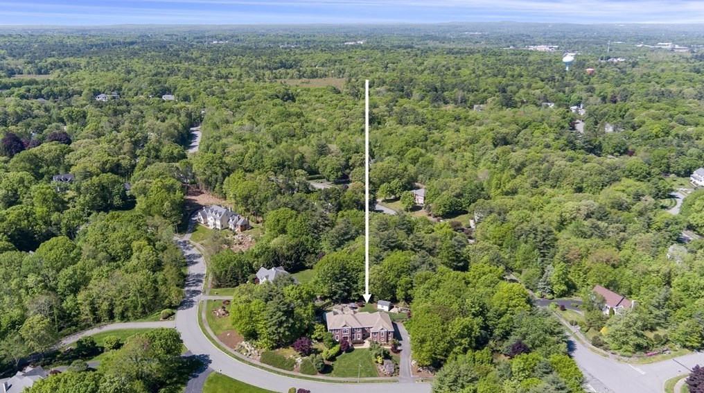 5 Linden Gln Rd, Canton MA 02021-4226 exterior