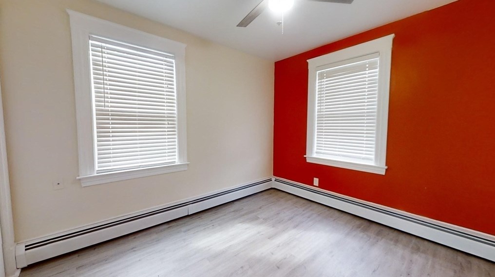 29 17th Ave, Haverhill MA 01830-2620 exterior