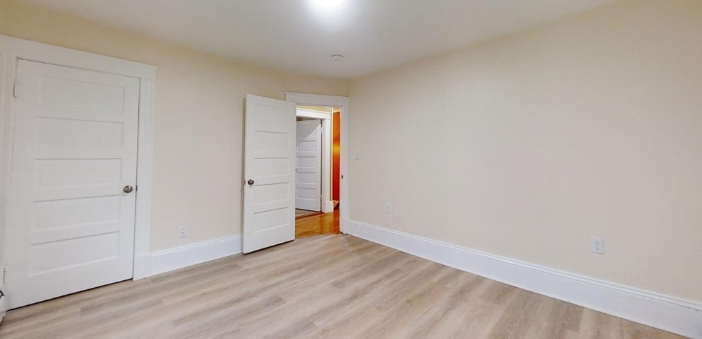 29 17th Ave, Haverhill MA 01830-2620 exterior