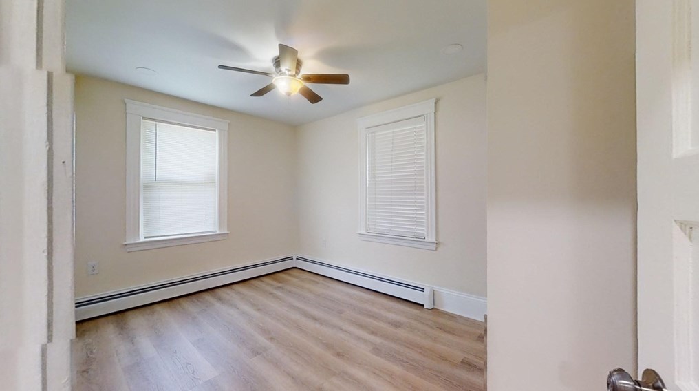 29 17th Ave, Haverhill MA 01830-2620 exterior