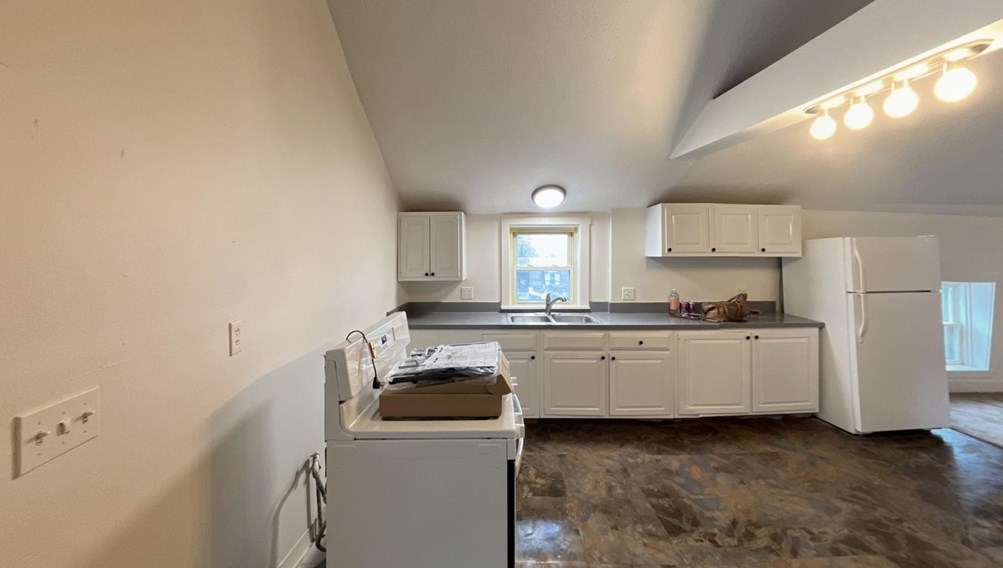 49 Arlington St, Fitchburg MA 01420-2246 exterior