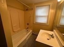 49 Arlington St, Fitchburg MA 01420-2246 exterior