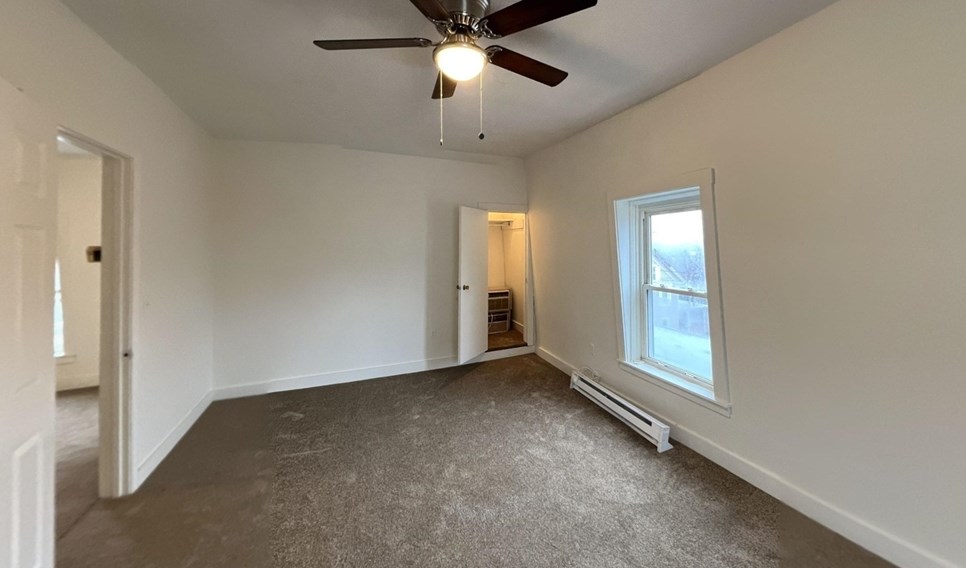 49 Arlington St, Fitchburg MA 01420-2246 exterior