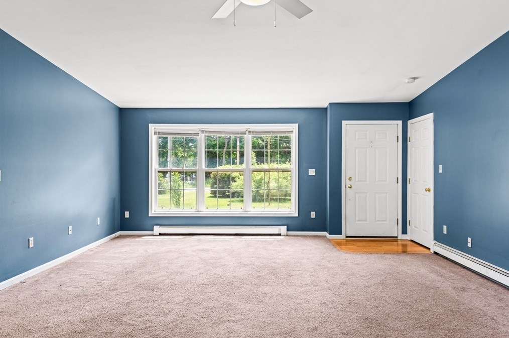 62 Laurelwood Rd, Sterling, MA 01564 exterior