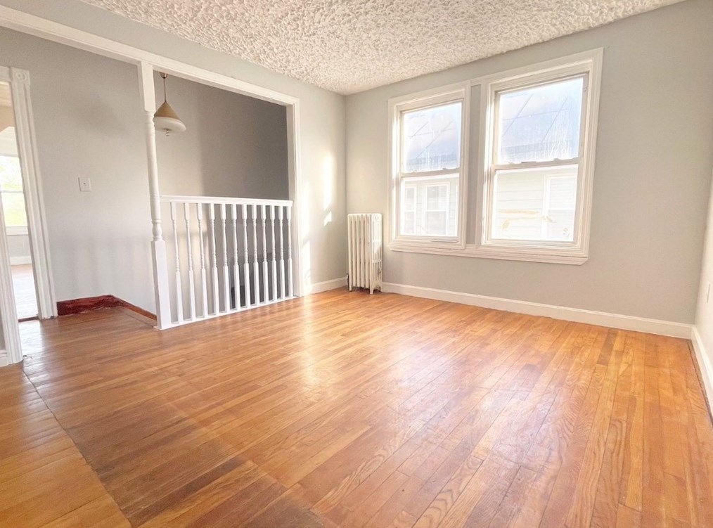 73 Sunnyside St, Boston MA  02136-1215 exterior