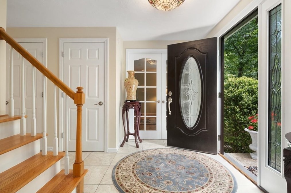 39 Antone Dr, Norton, MA 02766