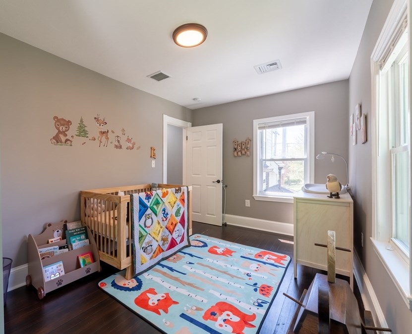 88 Oakdale Ave, Dedham MA 02026-3204 exterior