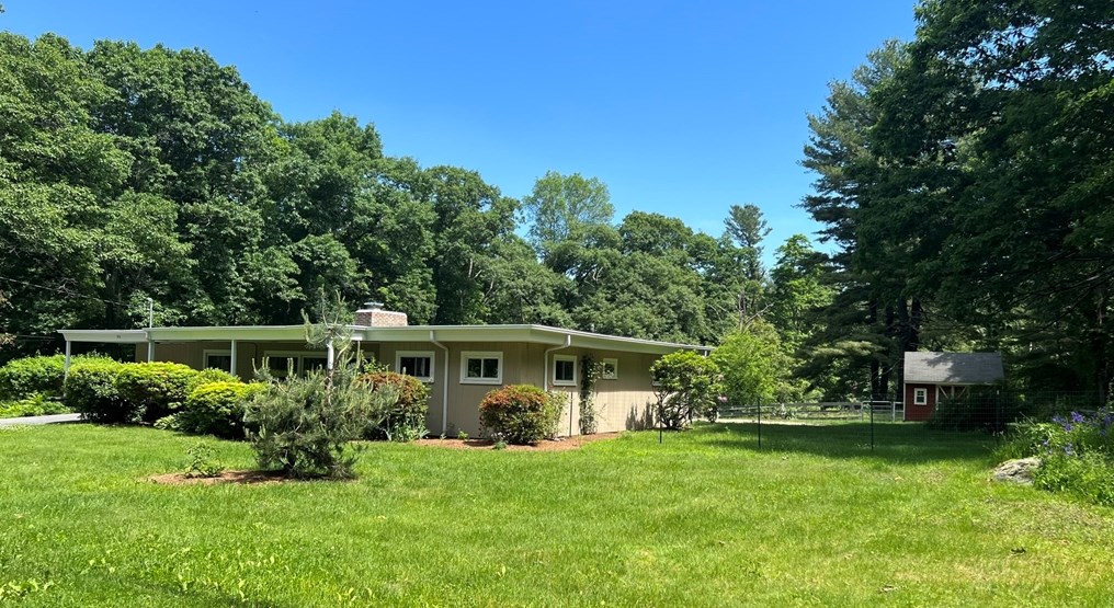 172 Brigham Hill Rd, North Grafton, MA 01536 exterior