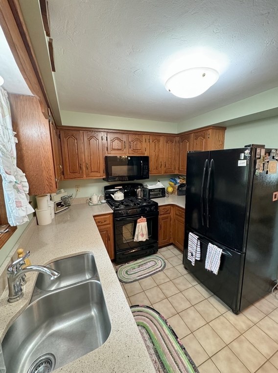 88 Dana Ave, Worcester MA  01604-3104 exterior