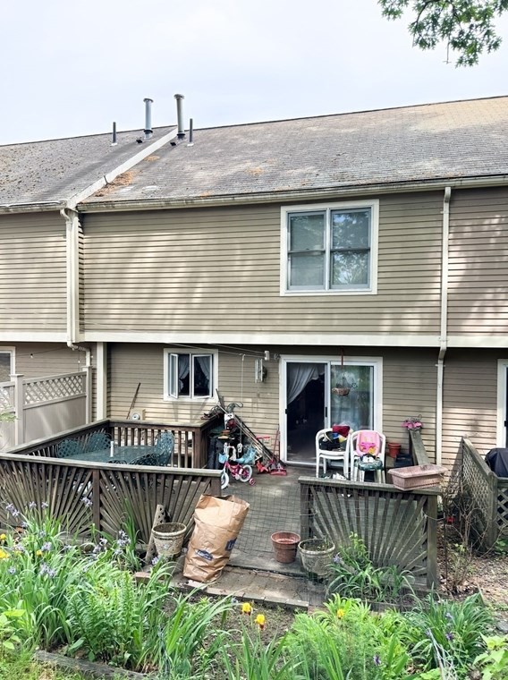 88 Dana Ave, Worcester MA  01604-3104 exterior