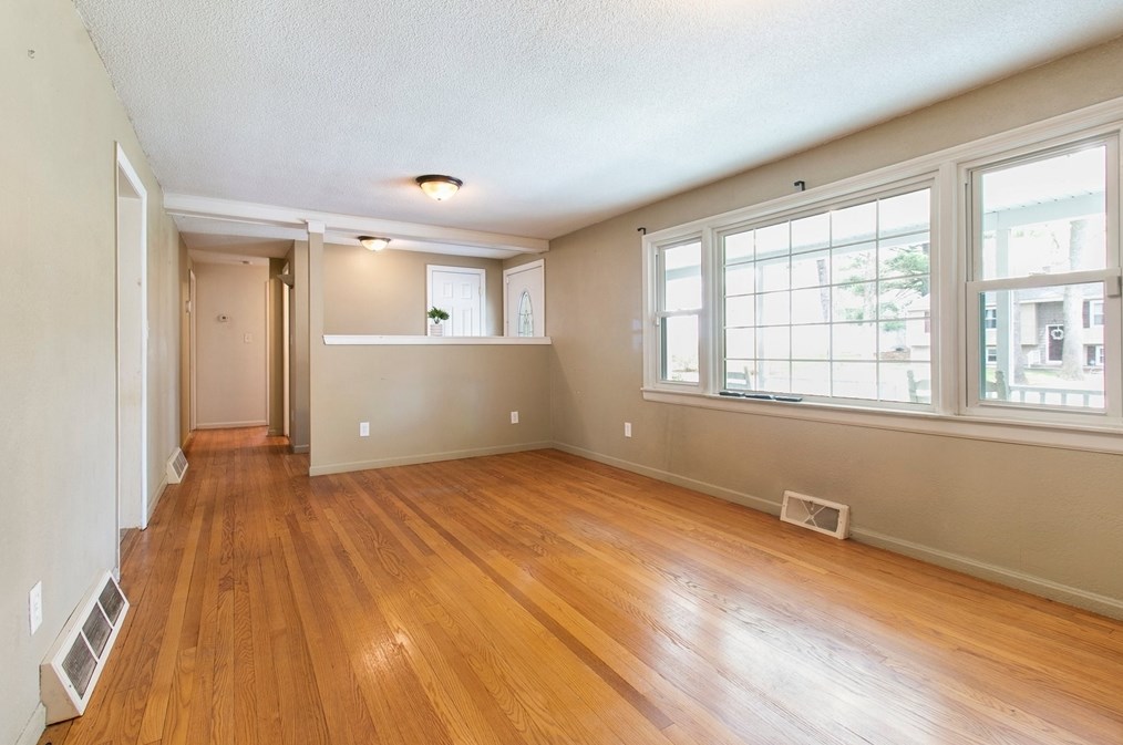 494 Tiffany St, Springfield MA  01108-3346 exterior